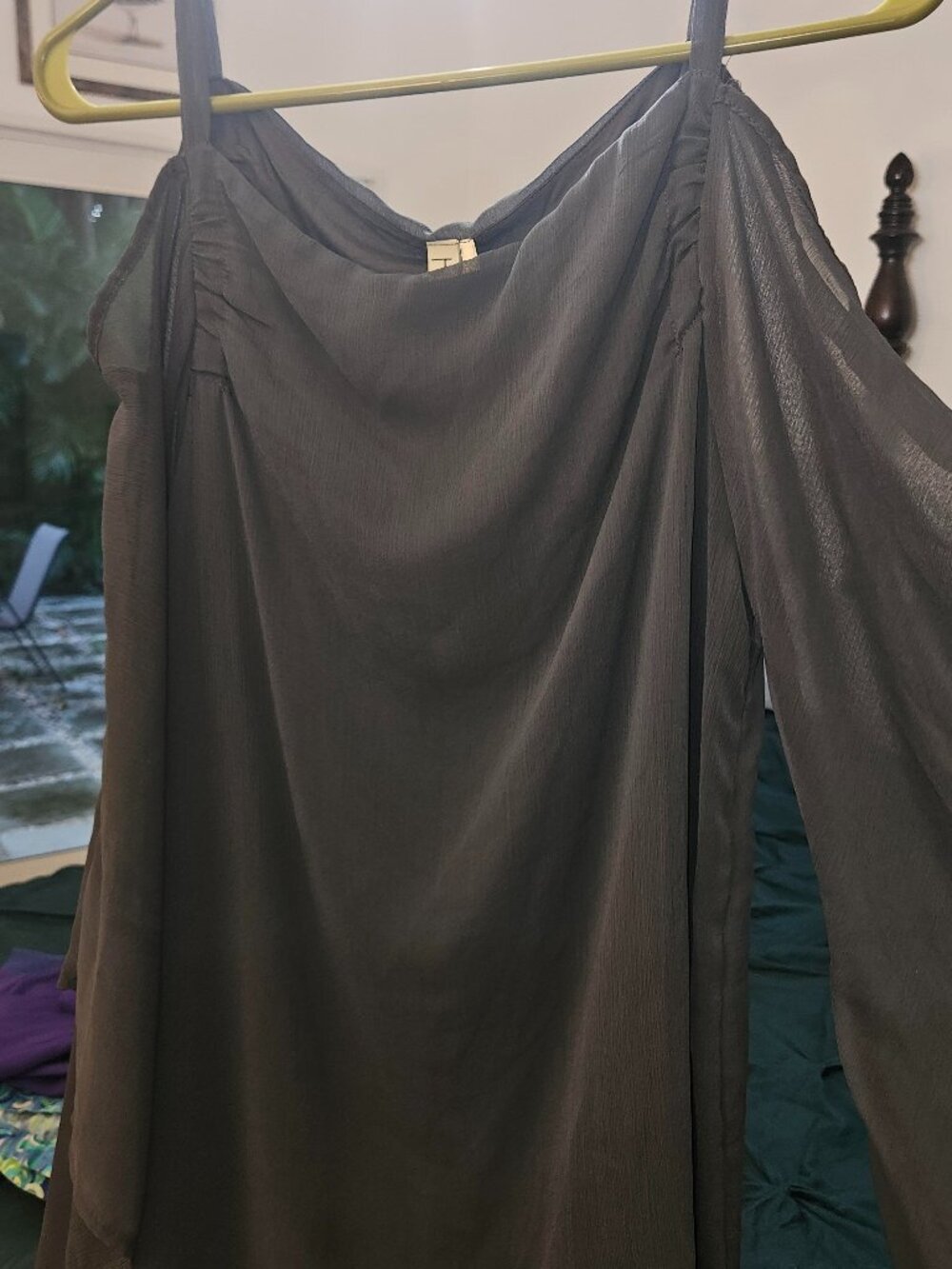 ADORABLE CUT OUT SHOULDER TOP WITH BELL SLEEVE